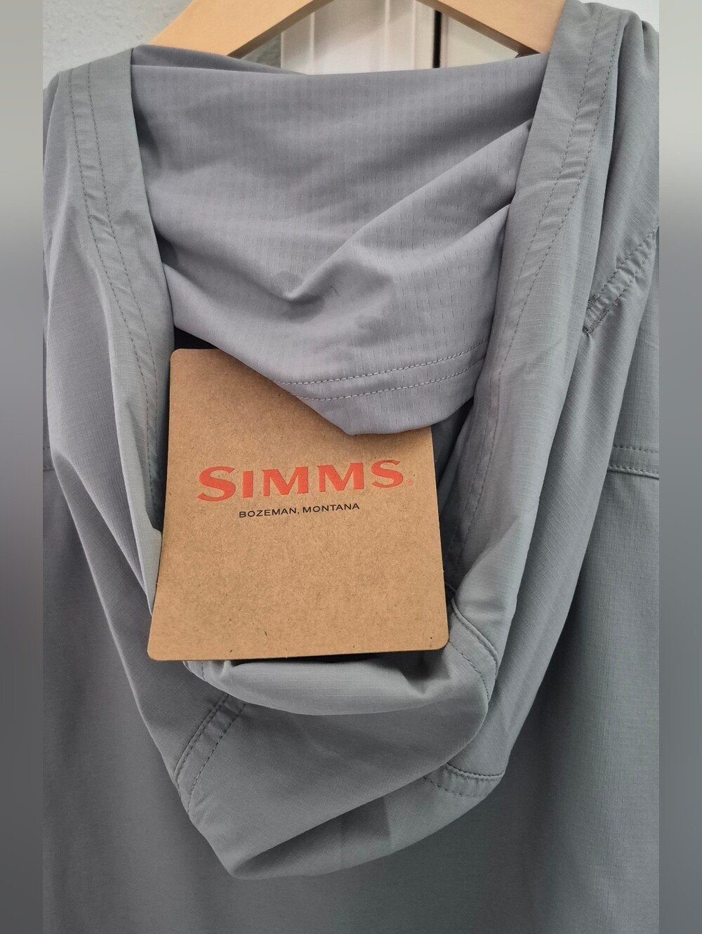 Simms NWT Men's Latitude Hoody, featuring UPF 50 sun protection mechanical Vent - Picture 14 of 16